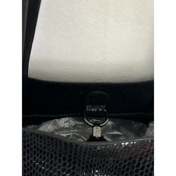 Sorial Prive Embossed Black Leather Snakeskin Tote - Picture 6 of 7